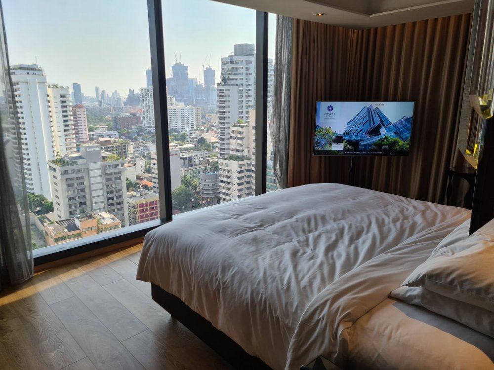 Suite Hyatt.jpg